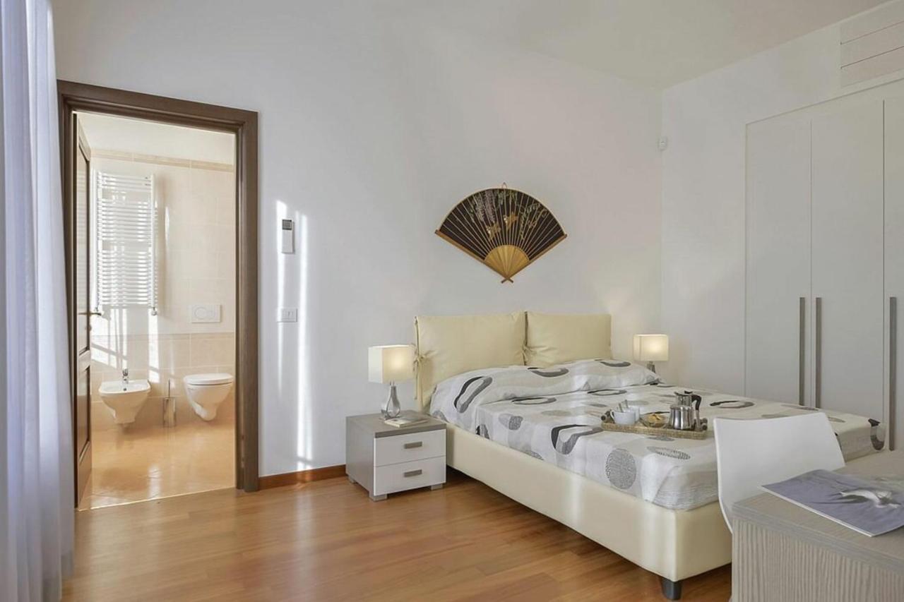 Apartment Palazzo Anselmi By Halldis Florenz